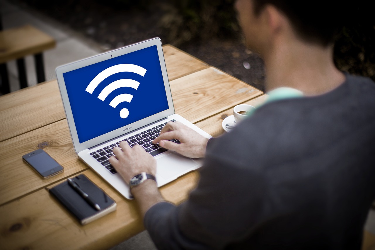 学生がWiFiを節約するための方法は？
