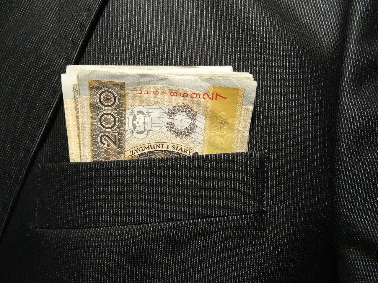 初めての一人暮らしで実践できる節約方法は？