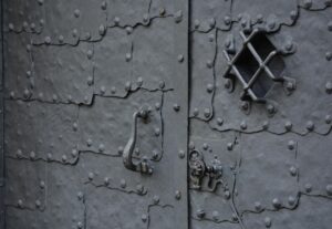 一人暮らしの固定費を抑えるベストな方法は？