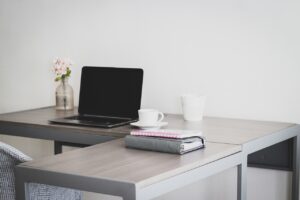 一人暮らしに最適な在宅ワークの副業おすすめは？