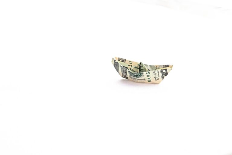 生活費を賢く節約するためのおすすめグッズは何？